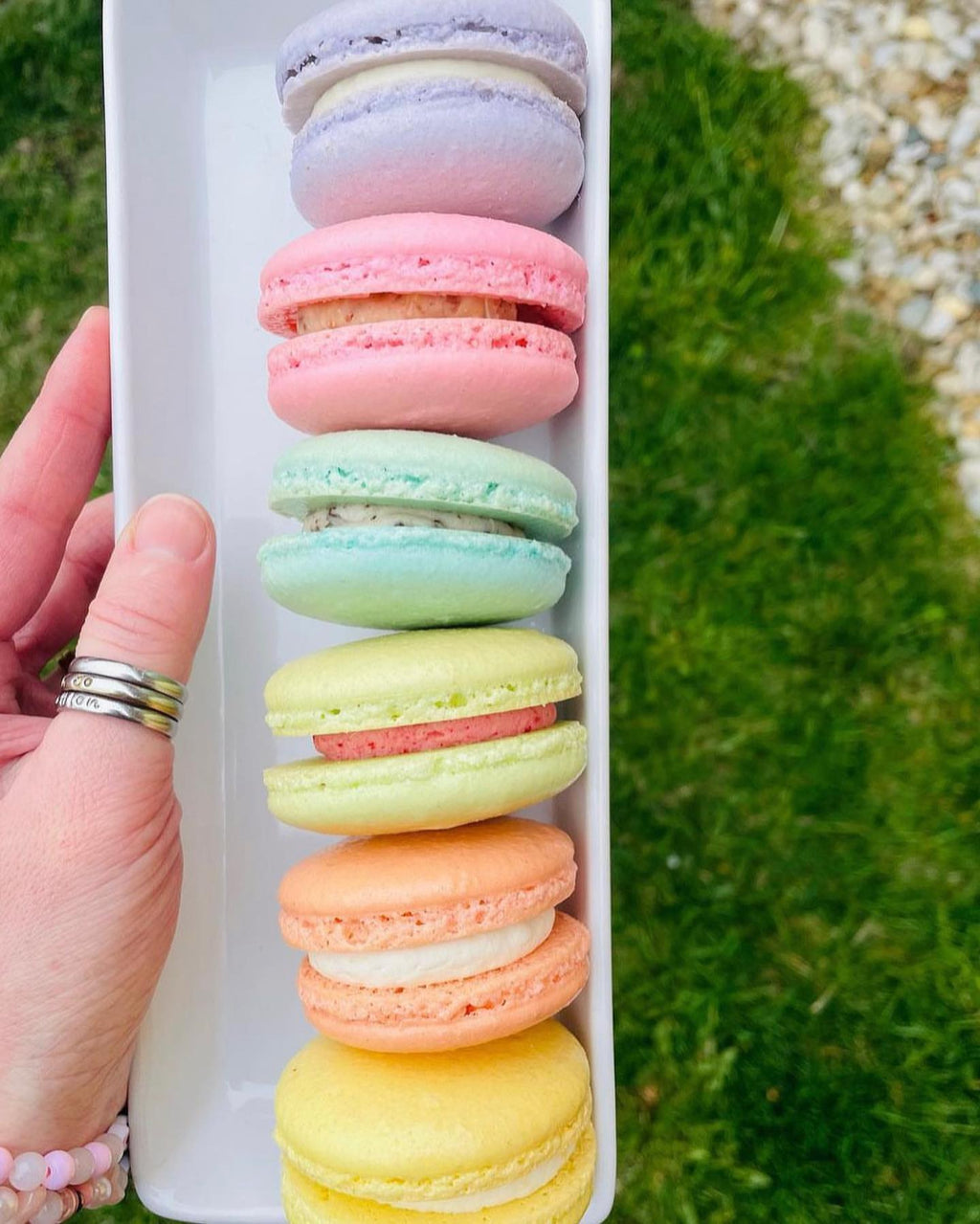 Blooms & Macarons for Mom (and Grandma)!