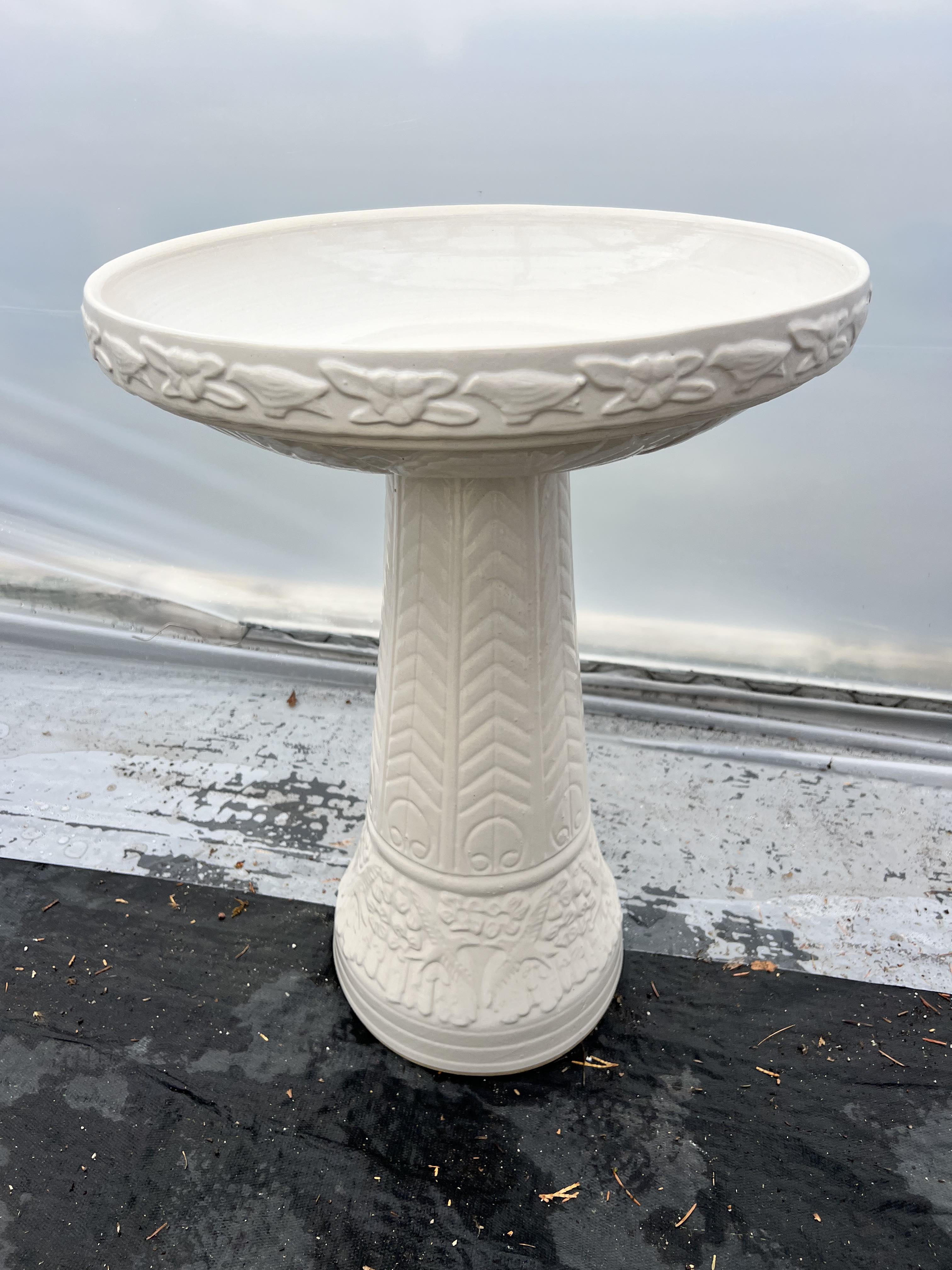 Elegant Birdbath